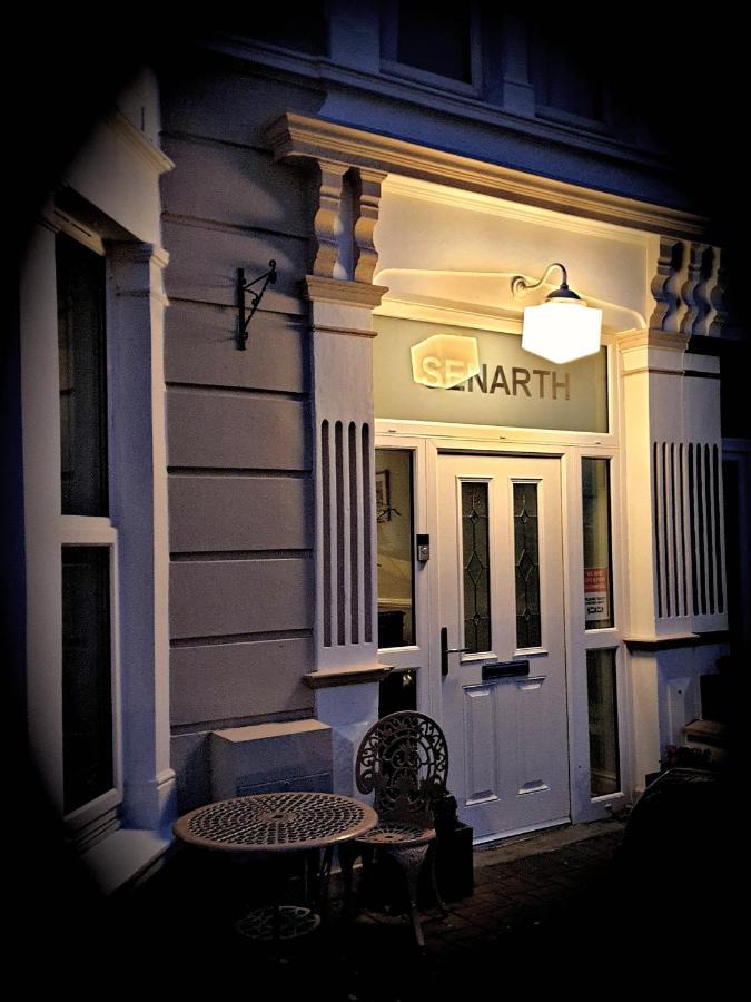 Bed and Breakfast The Senarth Llandudno Exterior foto