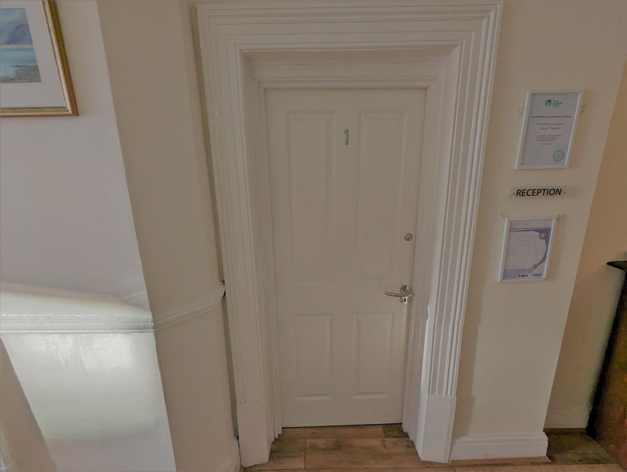 Bed and Breakfast The Senarth Llandudno Exterior foto